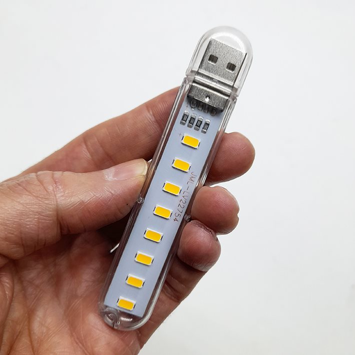 چراغ LED هشت تایی USB دارای قاب محافظ