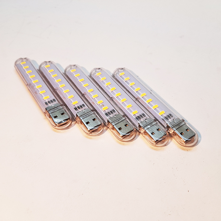 چراغ LED هشت تایی USB دارای قاب محافظ