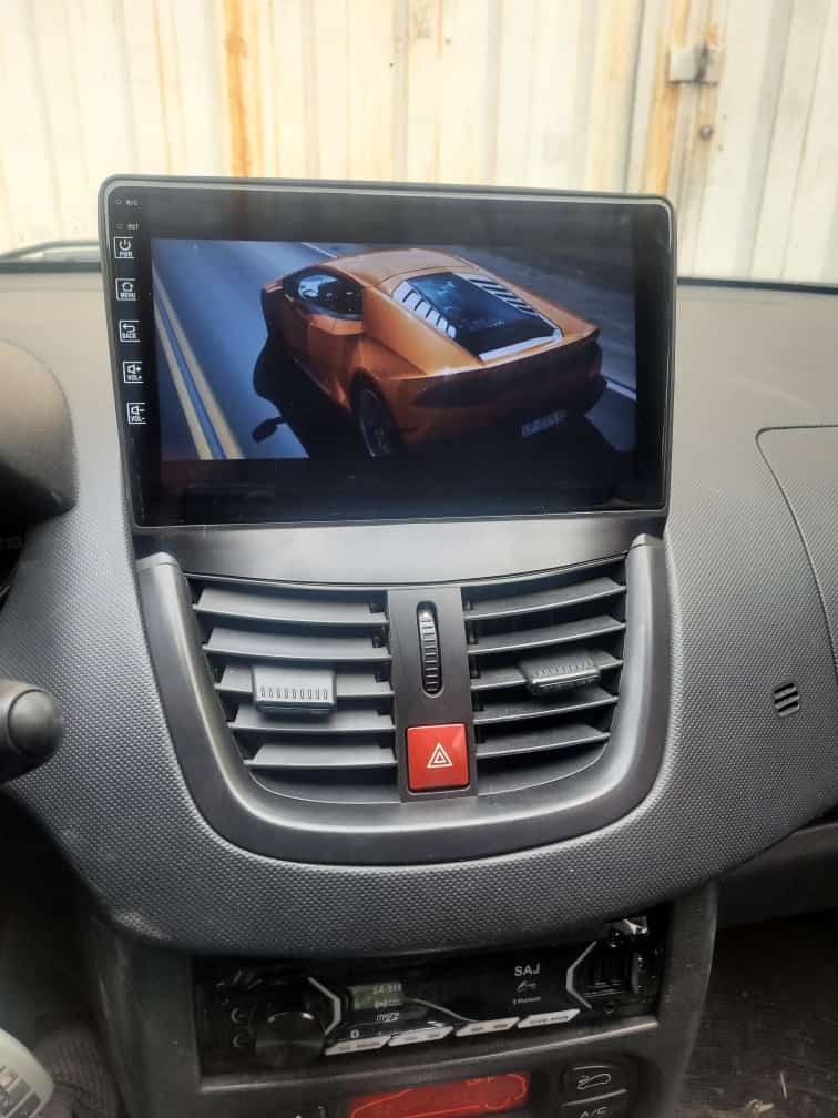Monitor 11 inch RAM 2 Android Peugeot 207 model T3L voxmedia brand