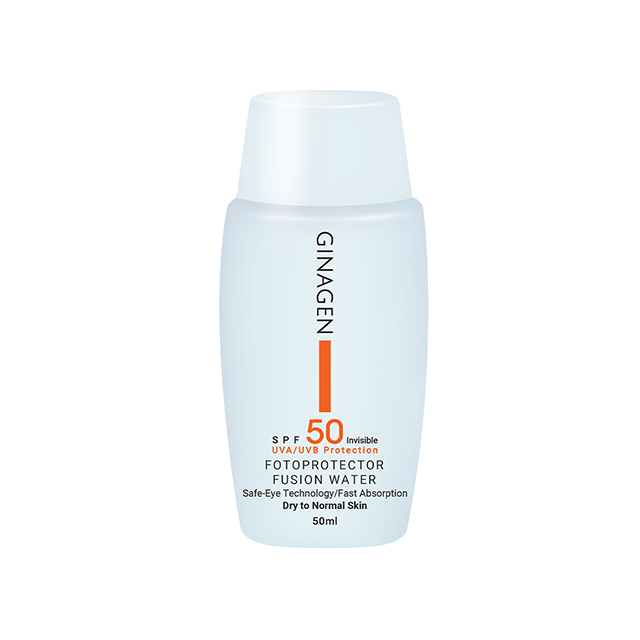 کرم ضد آفتاب بی رنگ پوست معمولی تا خشک با Ginagen SPF50
