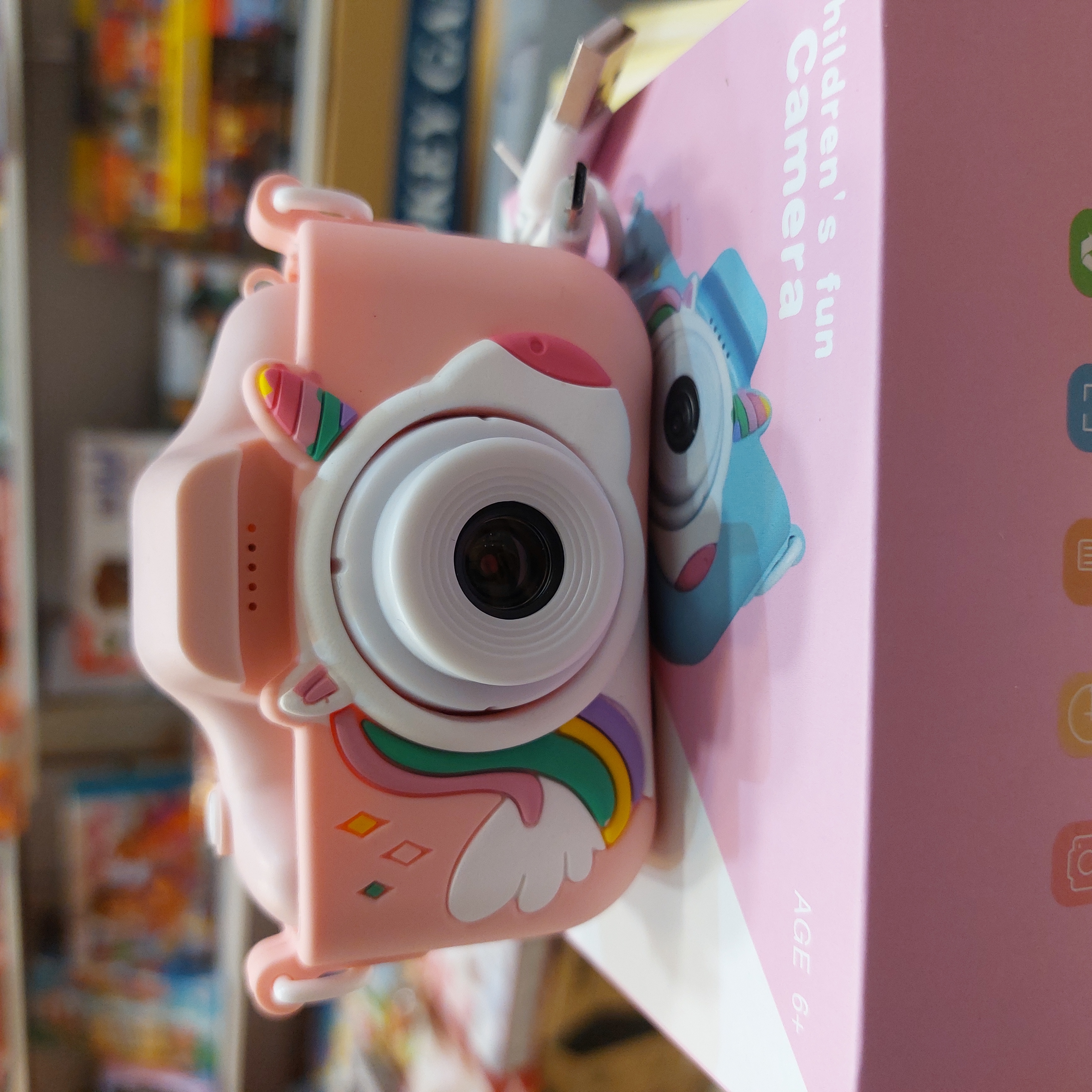 دوربین عکاسی و فیلمبرداری کودک