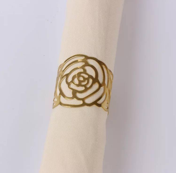 حلقه دستمال سفره استیل طرح گل طلایی